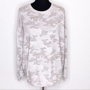 Athleta white gray camo long sleeve lightweight sweatshirt size Large